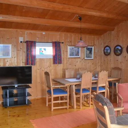 Holiday home Einkjerrbu By Norgesbooking - *
